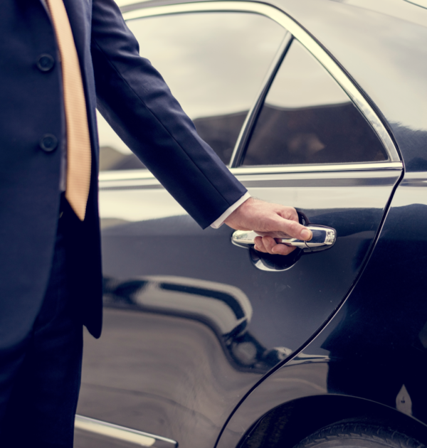 BOOK A PRIVATE CHAUFFEUR WITH HEX CARS BRISTOL